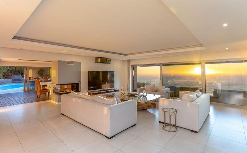 8 Bedroom Property for Sale in Llandudno Western Cape